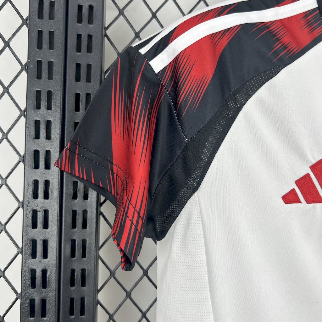 Camisa reserva feminina do Flamengo 2025/26