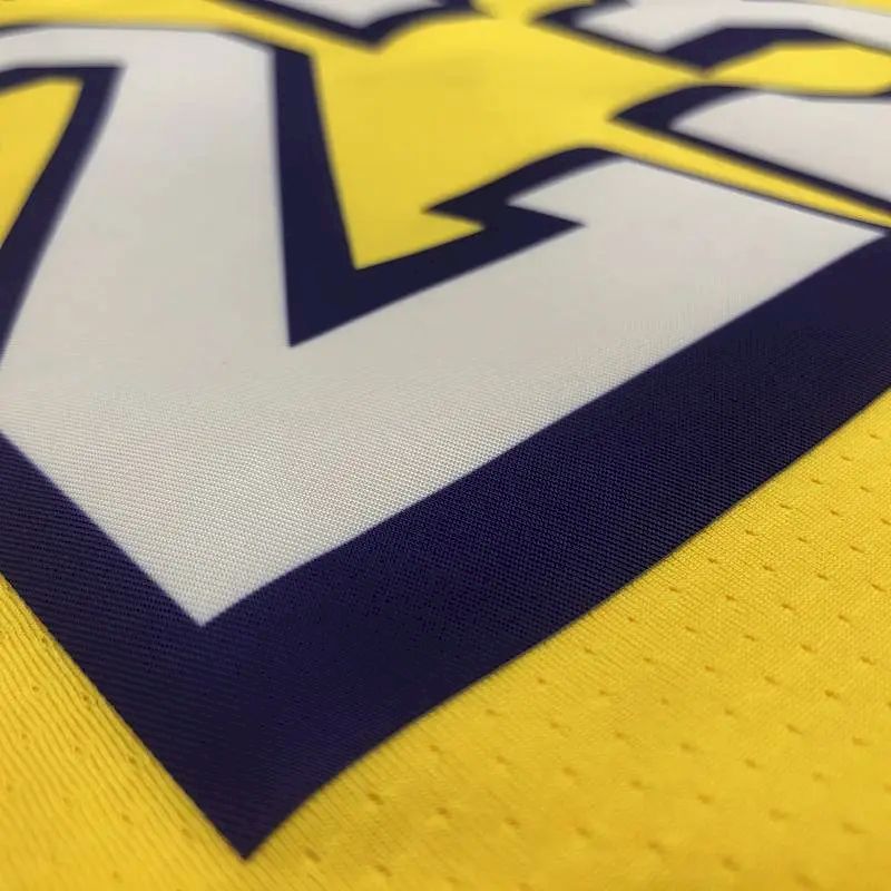 Camisa LeBron James Masculina Amarela Versão Jogador – Edição Clássica Retrô