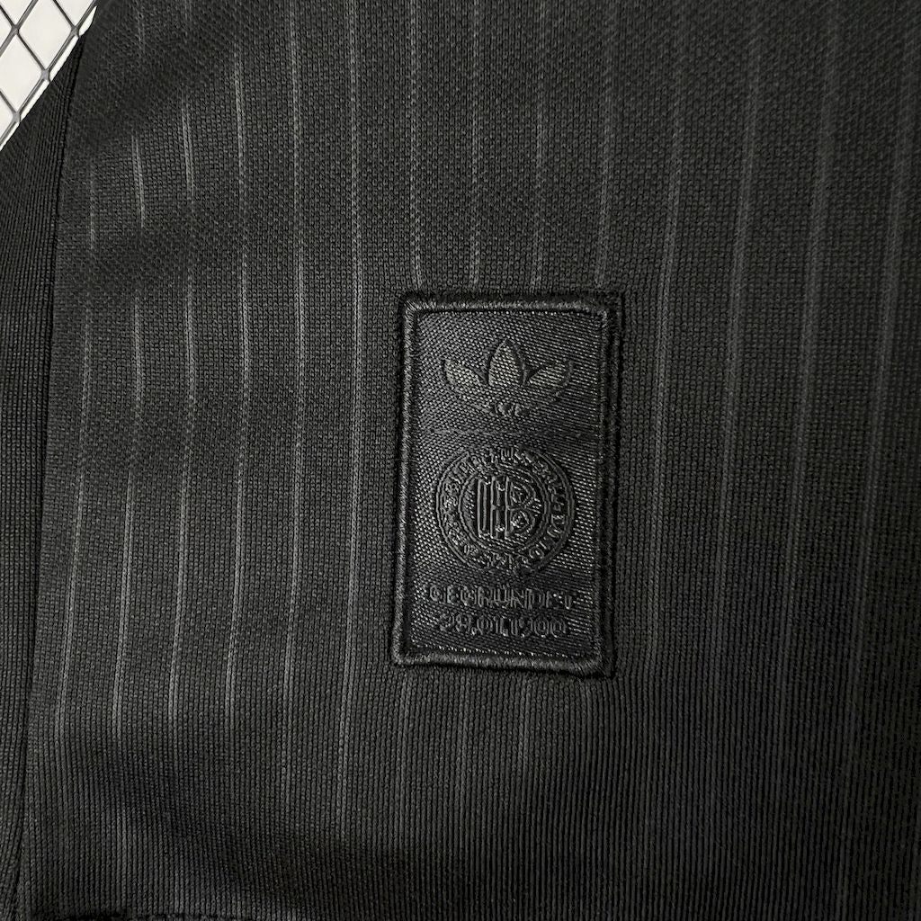 Camisa preta comemorativa dos 125 anos da Alemanha 2025/26