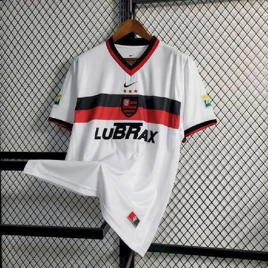 Camisa retrô do Flamengo 2001/02