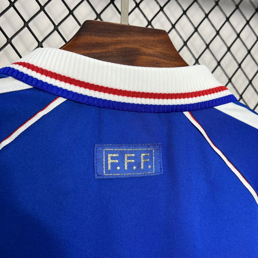 Camisa retrô da França para a Copa do Mundo de 1998