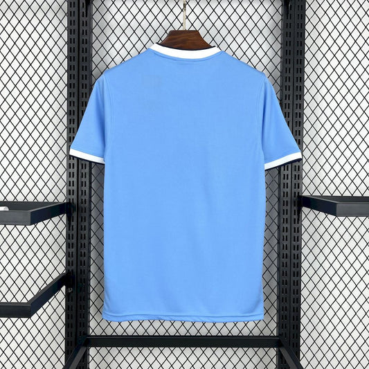 Camisa retrô titular do Manchester City 2013/14