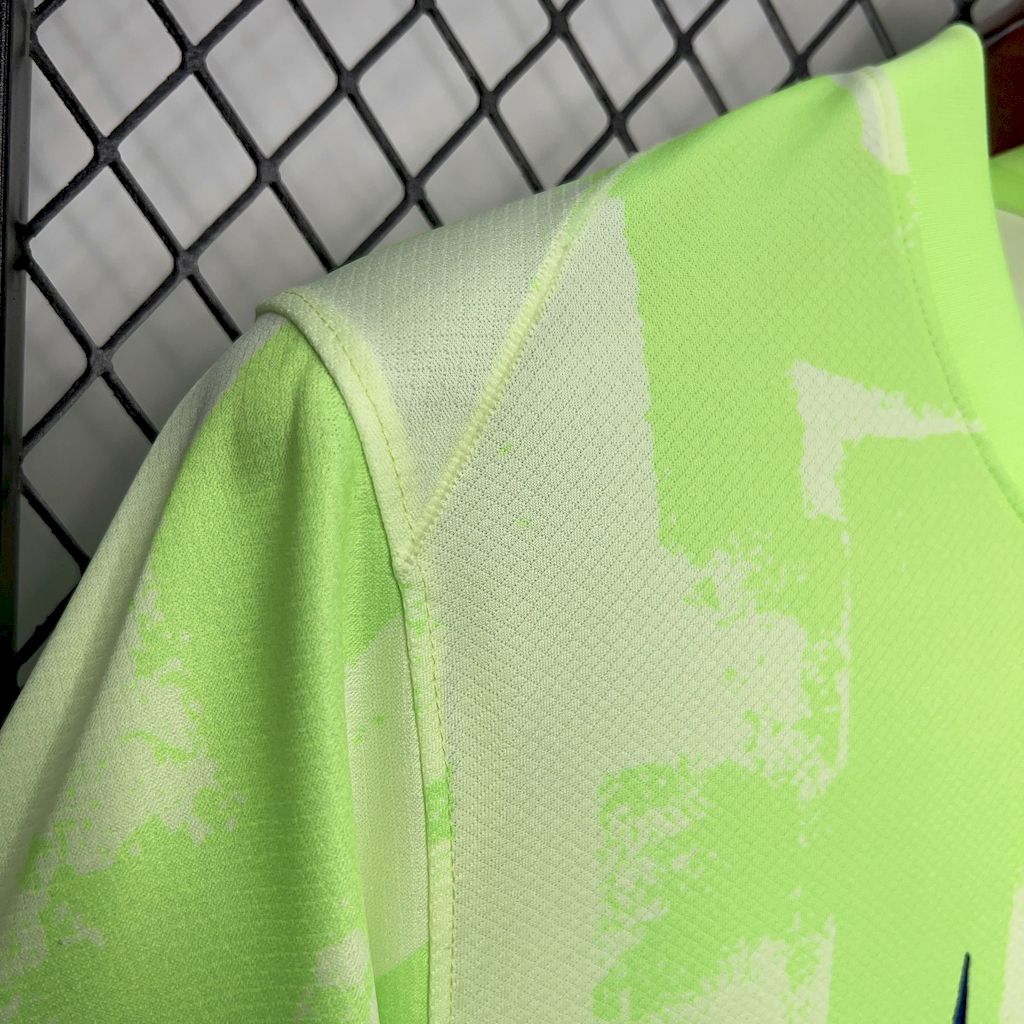 Terceira camisa do Barcelona 2024/25