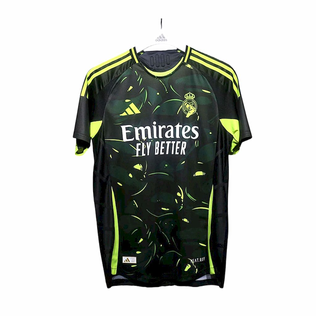 Real Madrid 2024/25 Teenage Mutant Ninja Turtles Edition Versão Jogador