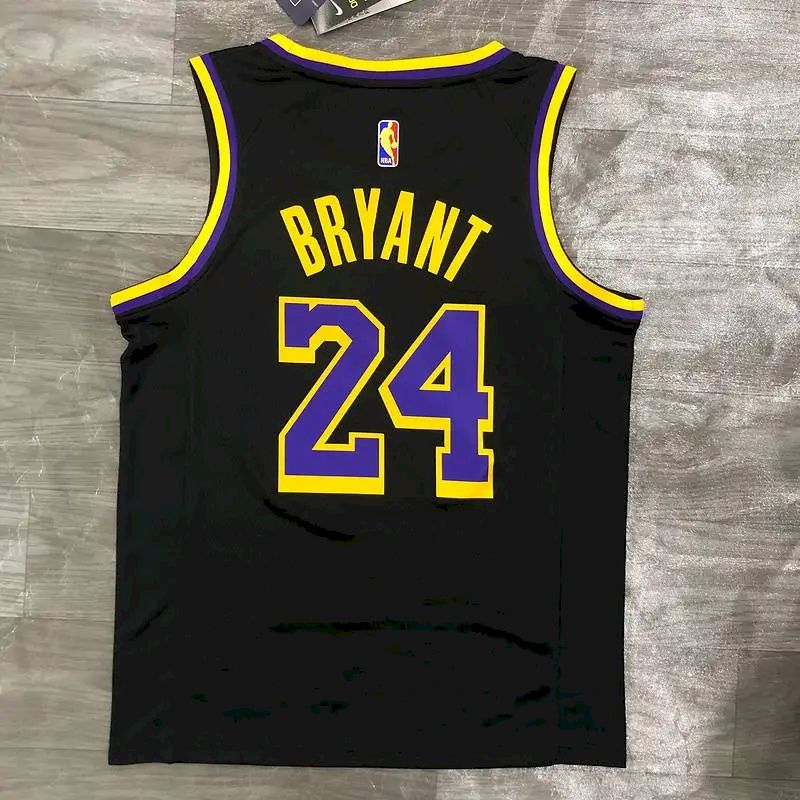 Camisa masculina Kobe Bryant 2020-21 preta versão Swingman Player - Edição Earned