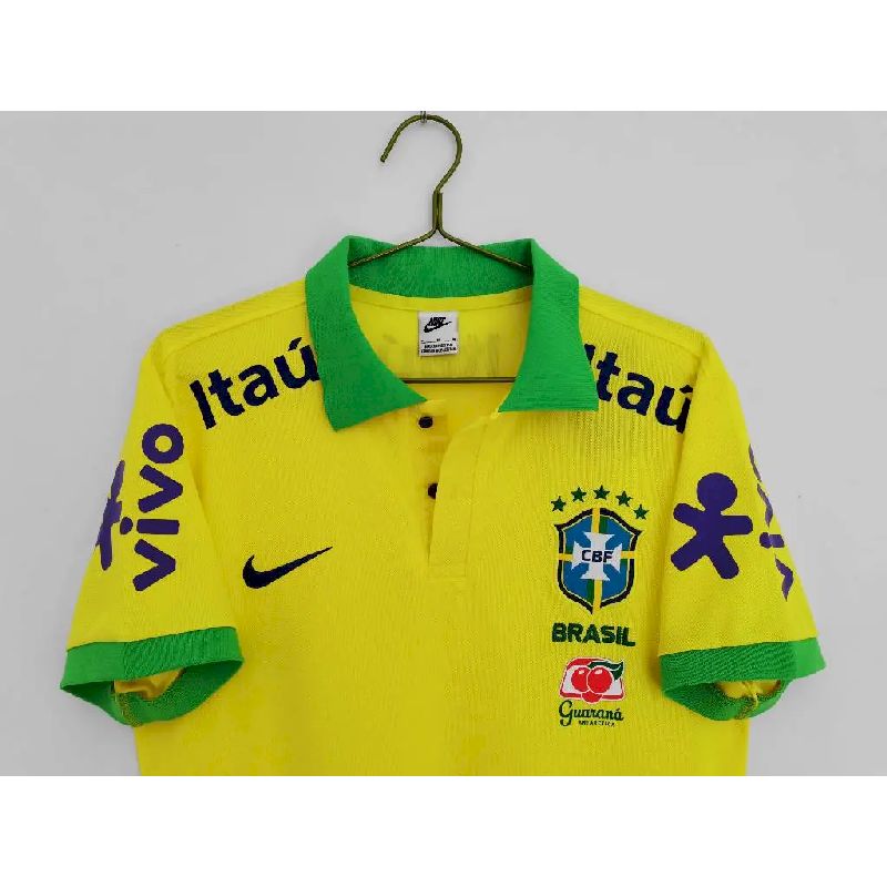 Camisa Polo Amarela Brasil 2022/23 para a Temporada