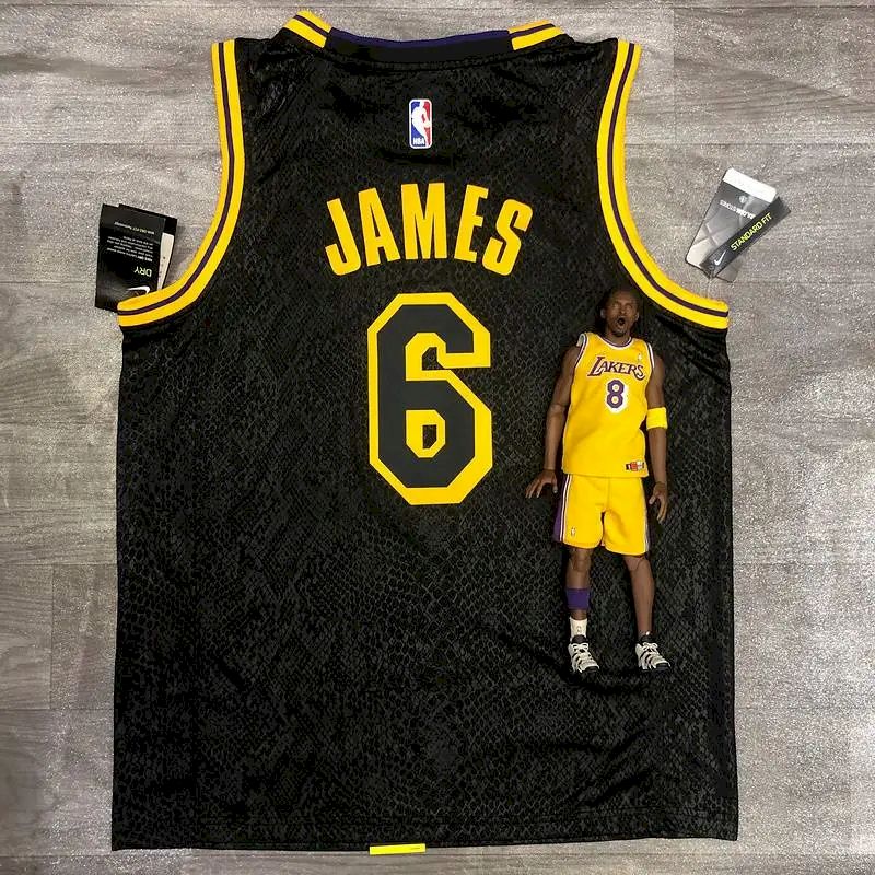 Camisa LeBron James Black Mamba versão masculina de jogador