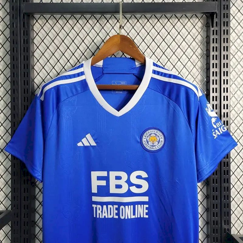 Camisa titular do Leicester City 2023/24