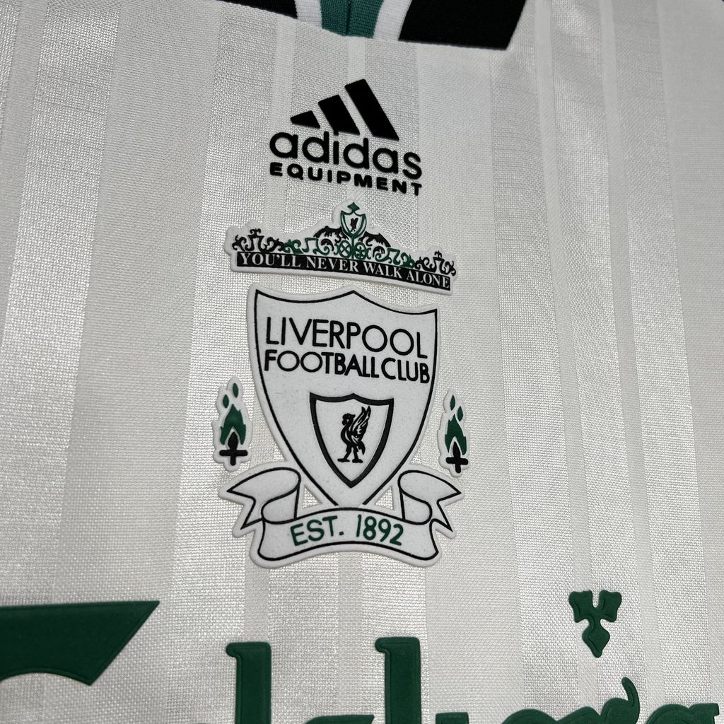 Camisa retrô reserva do Liverpool 1993/95