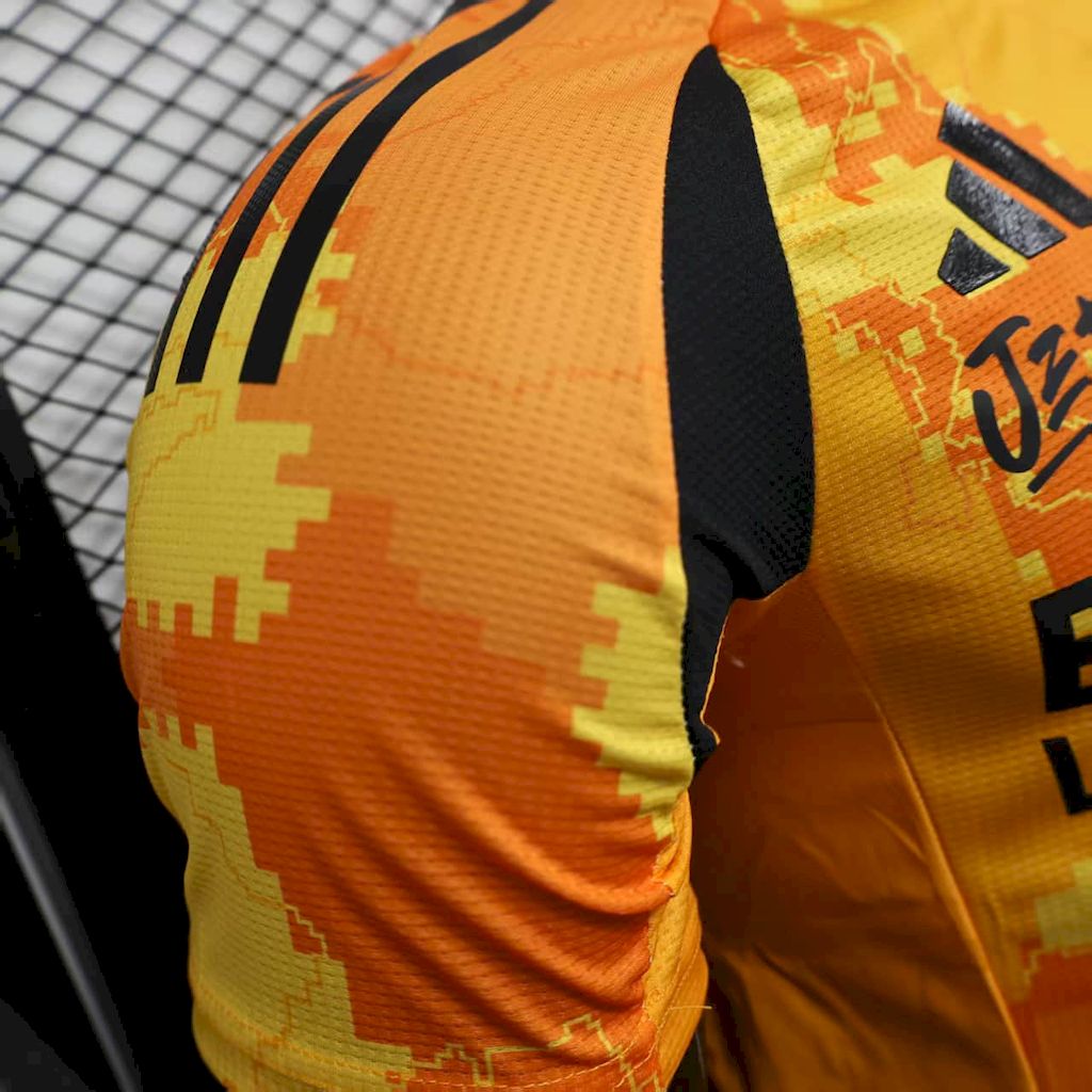 Paris Saint-Germain 2024/25 Third Jersey Player Version