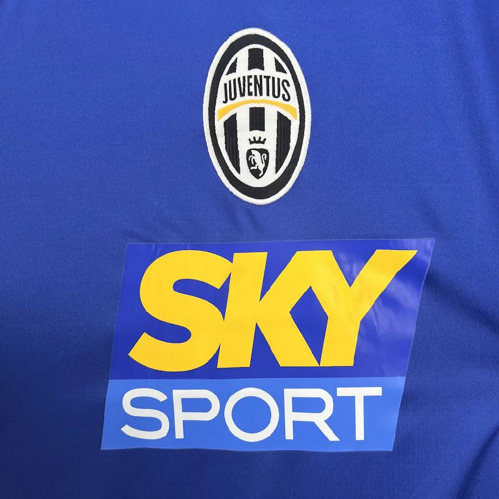 Juventus 2004/05 Away Retro Jersey