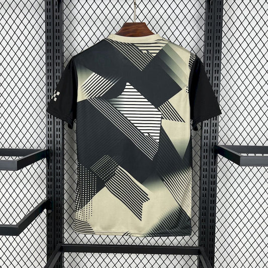 Men's Manchester City 2025/26 Black and yellow concept version Jersey