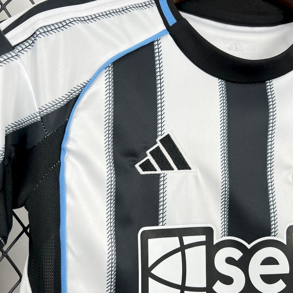 Newcastle United 2025/26 Home Kids Kit