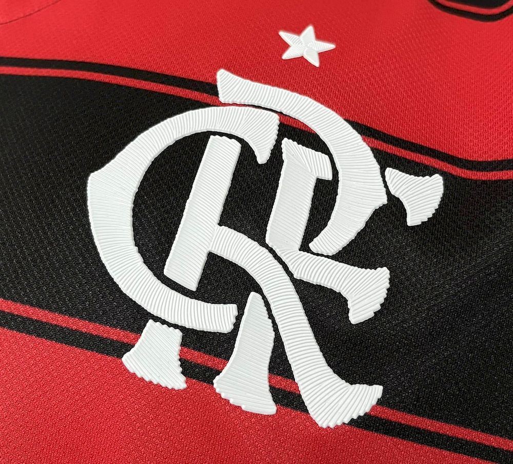 Camisa titular do Flamengo 2025/26 versão jogador