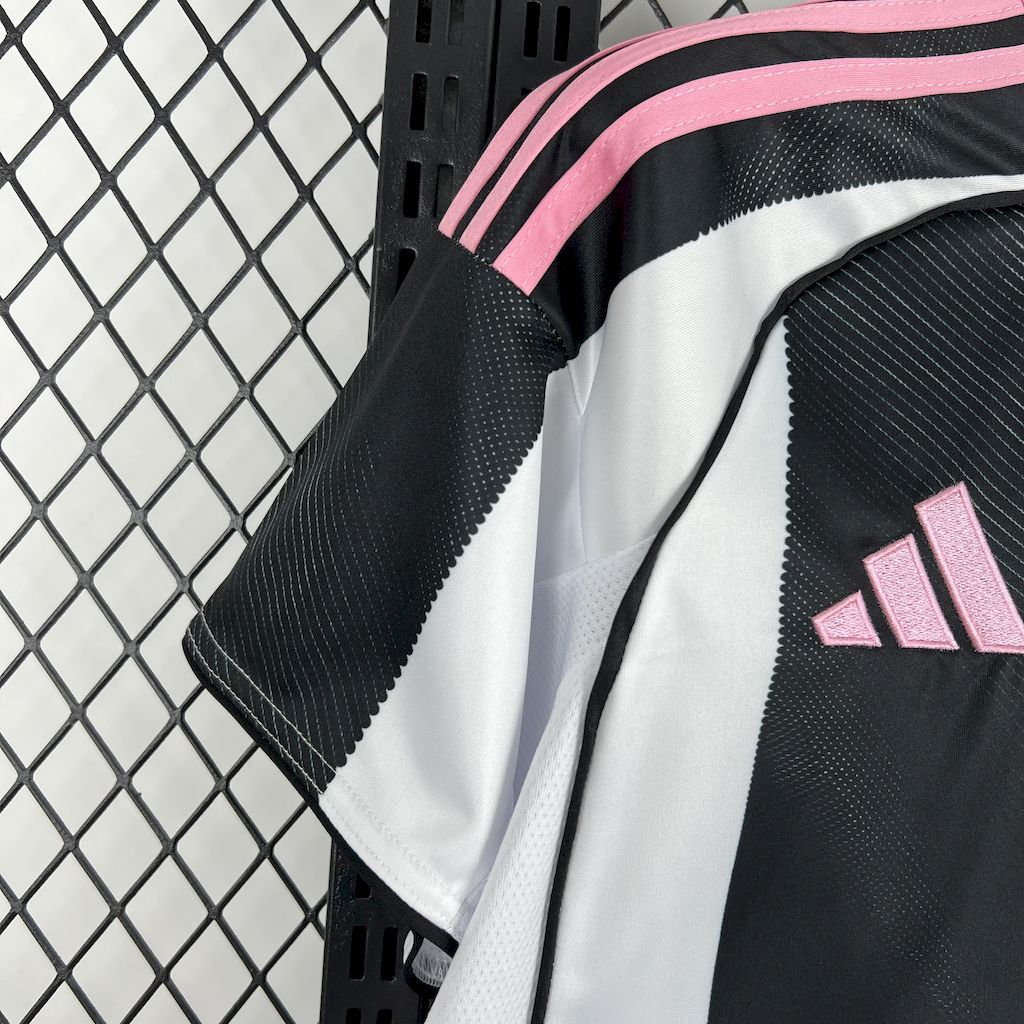 Juventus 2025/26 Home Jersey