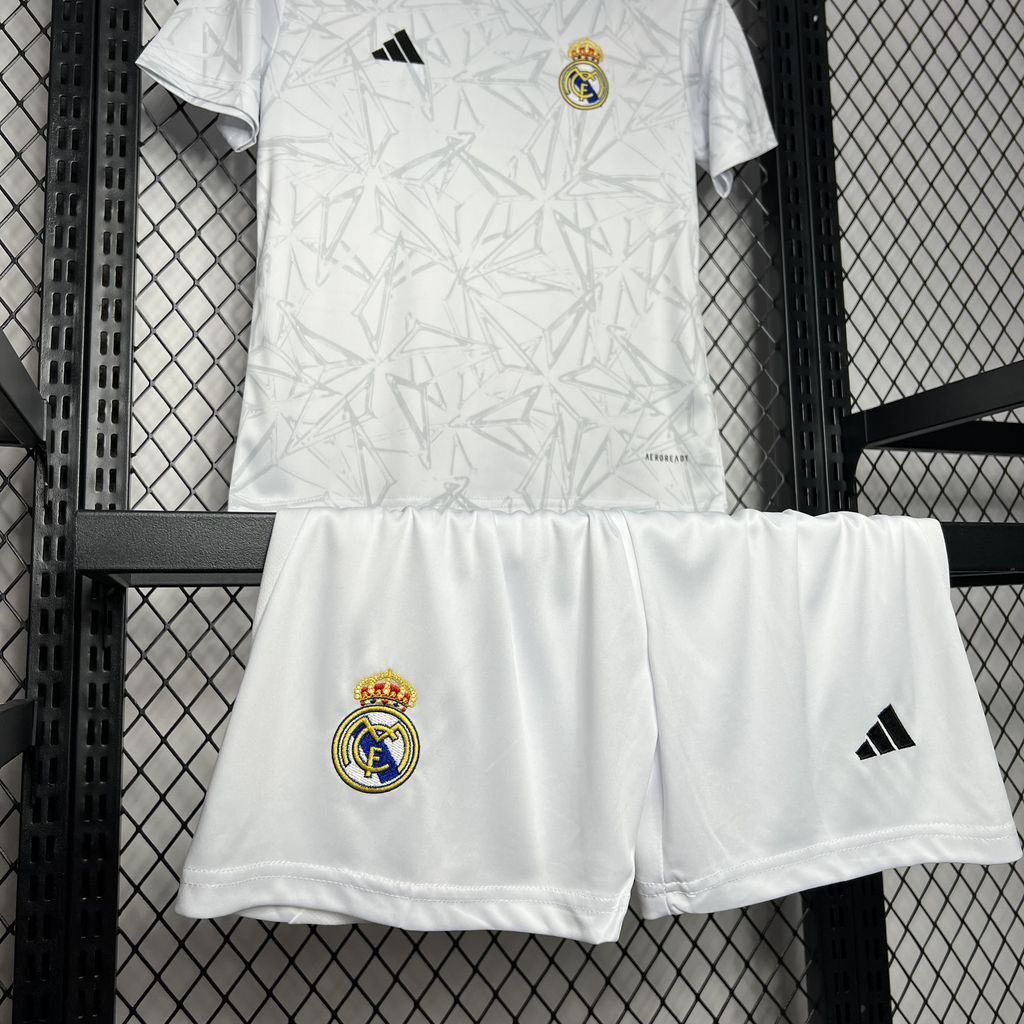 Real Madrid 2024/25 Pre Match Training Kids Kit