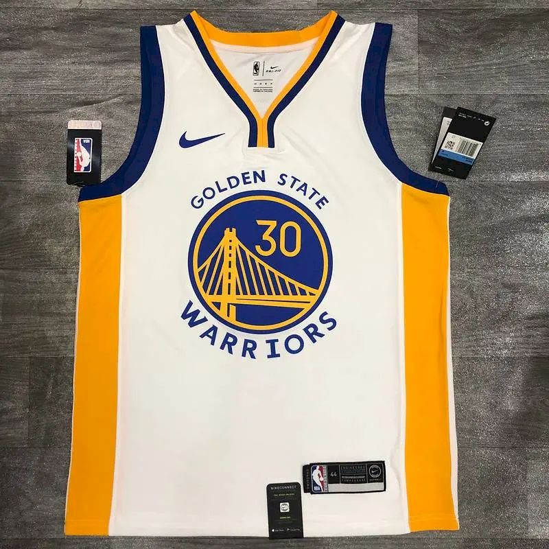 Camisa Stephen Curry Masculina Branca Versão Jogador – Edição Associação