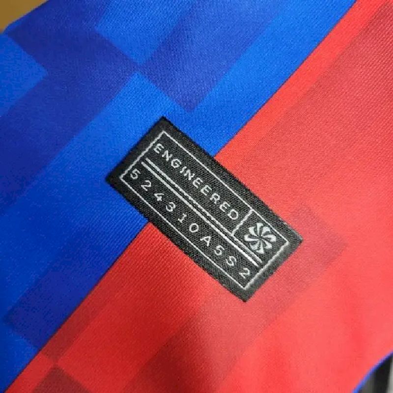 Camisa pré-jogo Barcelona 2023/24