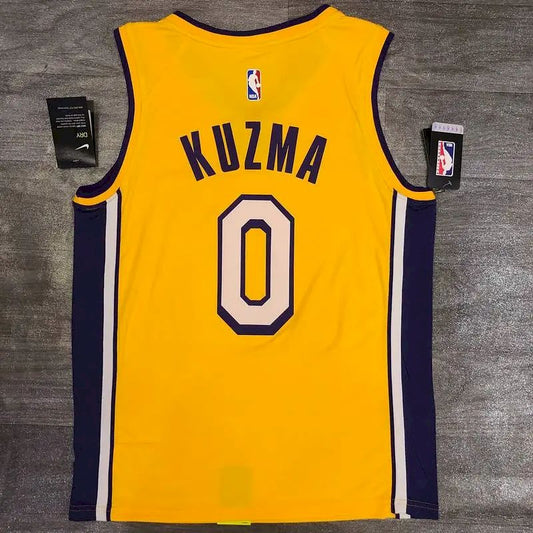 Camisa Masculina Kyle Kuzma Amarela Versão Jogador – Edição Clássica Retro