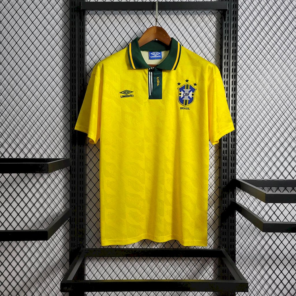 Camisa retrô titular do Brasil 1991/93