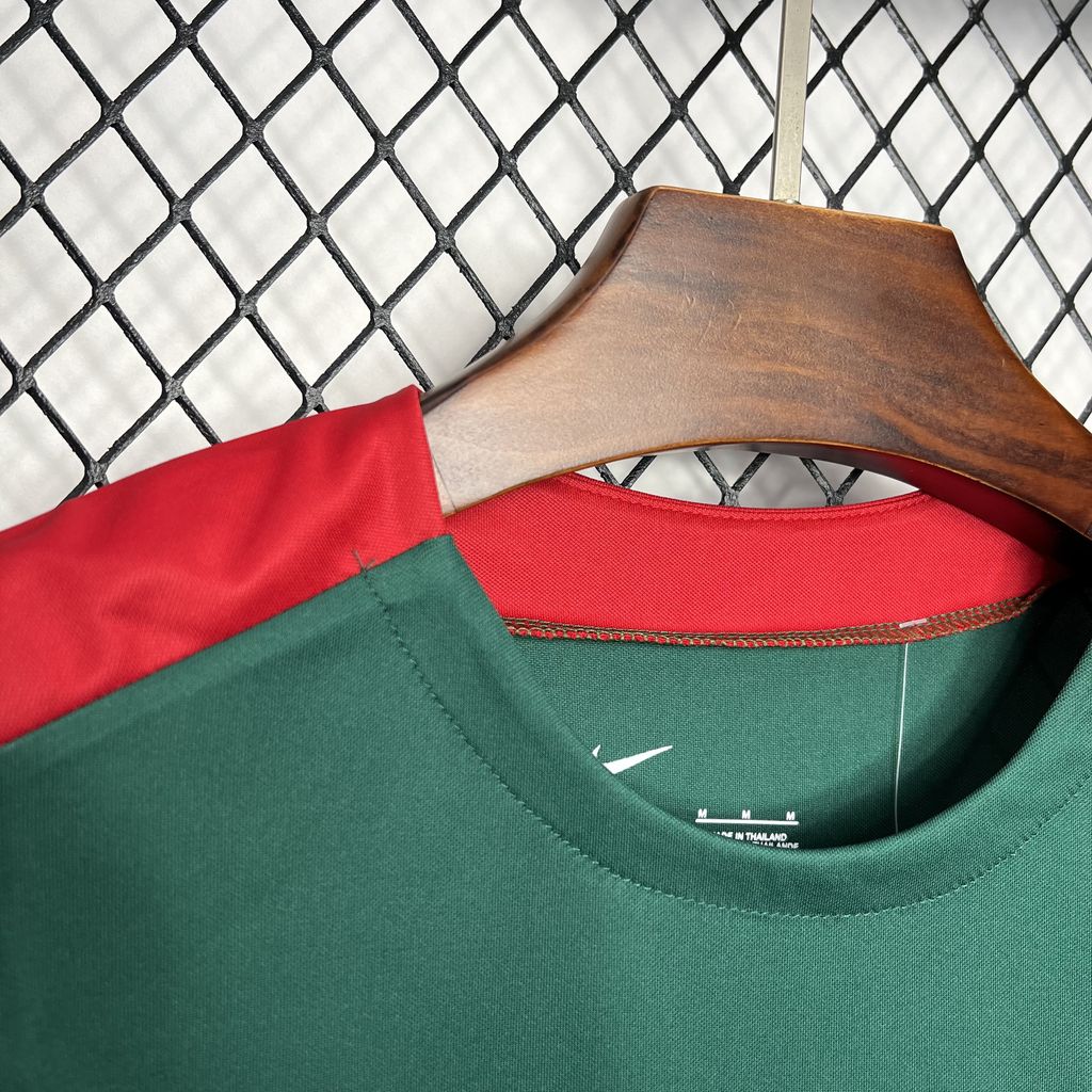 Men's Liverpool 2024/25 Pre-Match dark green Jersey