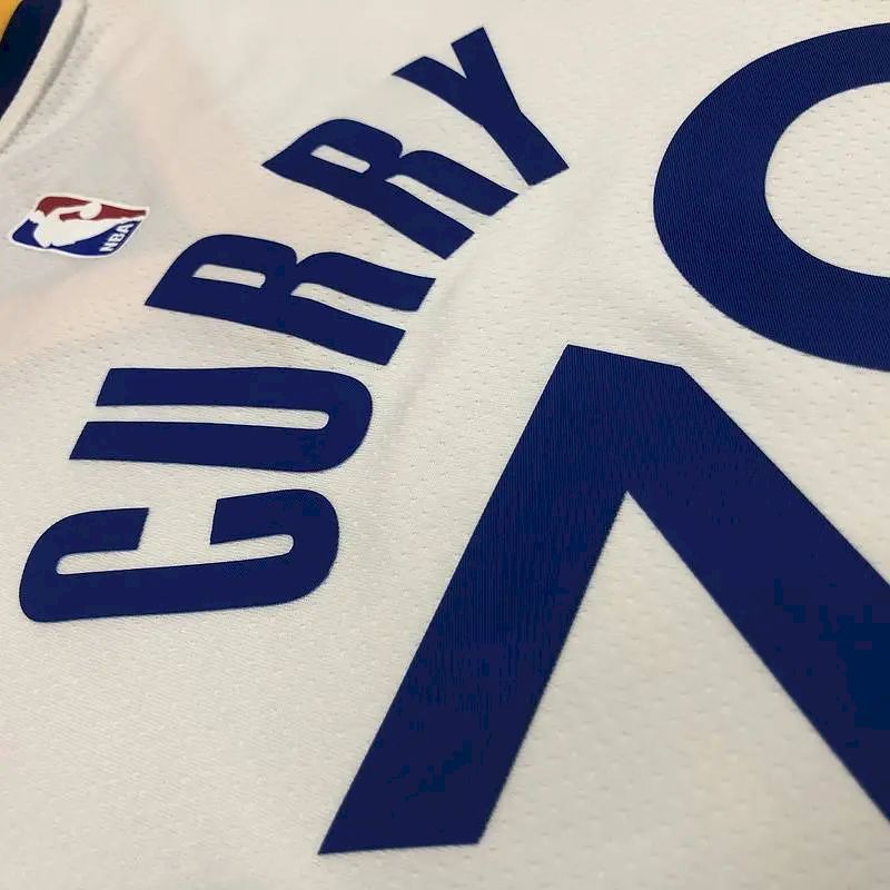 Camisa Stephen Curry Masculina Branca Versão Jogador – Edição Associação