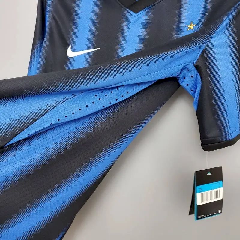 Camisa retrô da Inter de Milão 2010/11