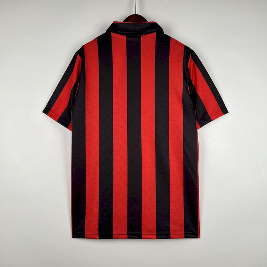 Camisa retrô do AC Milan 1988/89, campeão da casa