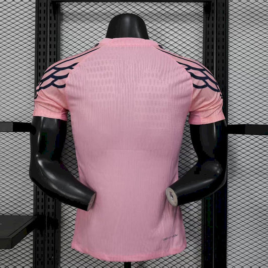 Paris Saint-Germain 2025/26 Pink Special Edition Jersey Player Version