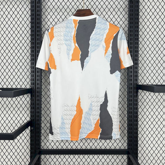 Camisa Pré Jogo do Real Madrid 2024/25