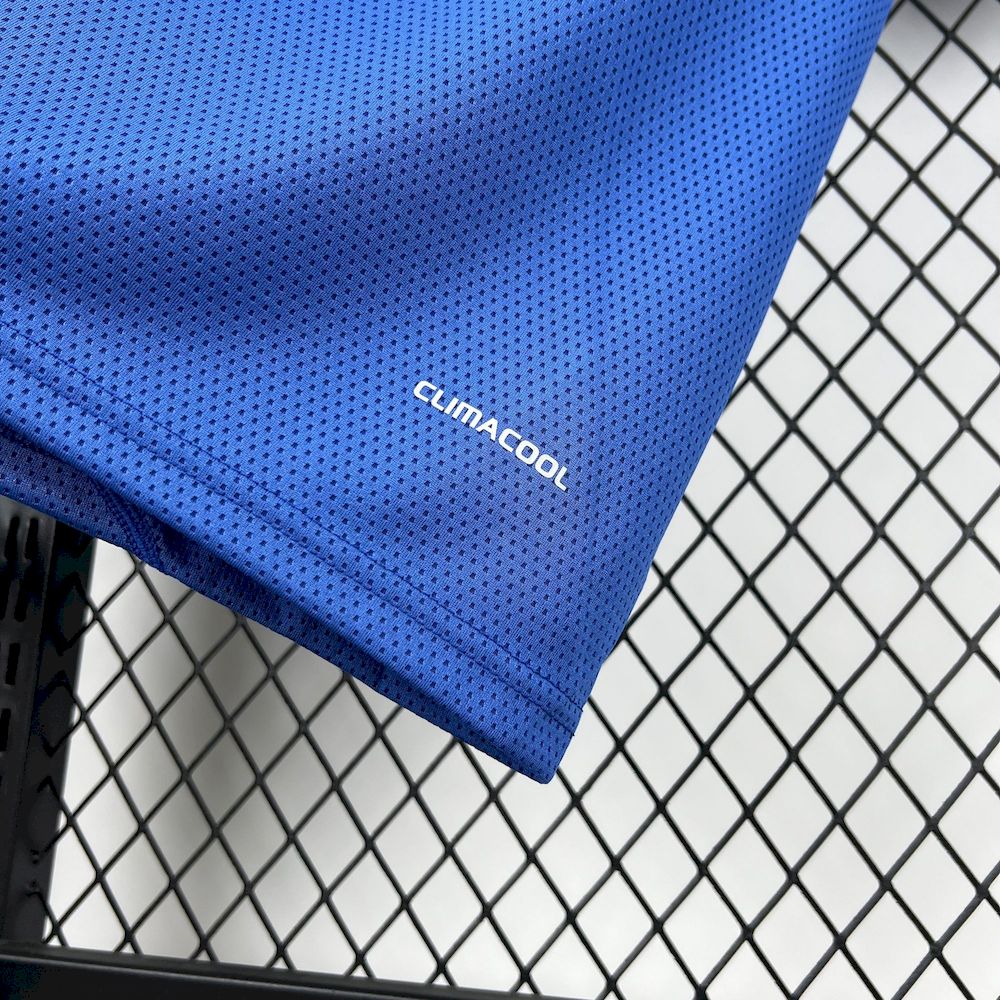 Camisa retrô titular do Chelsea 2009/10