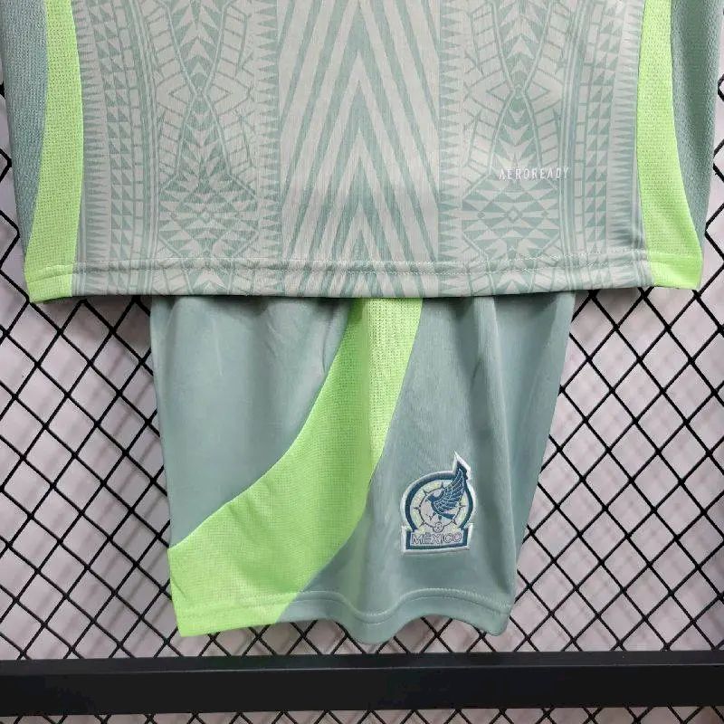 Kit reserva infantil do México 2023/24