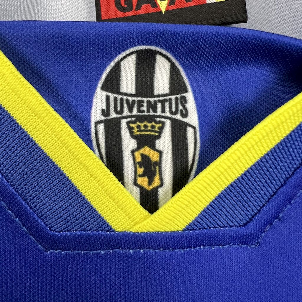Camisa retrô reserva da Juventus 1996/97