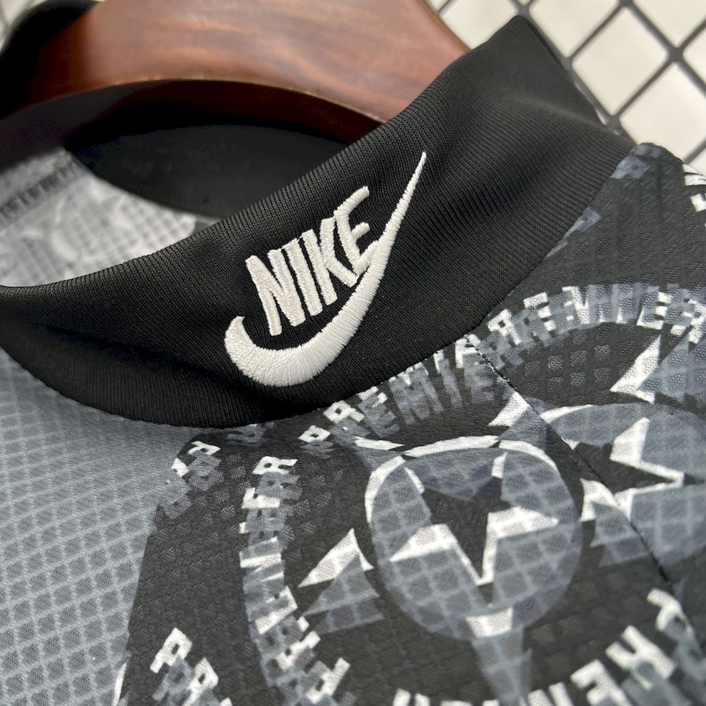 Camisa retrô de goleiro preta de manga comprida do Arsenal 1994/95