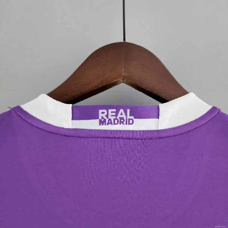 Camisa retrô reserva do Real Madrid 2016/17