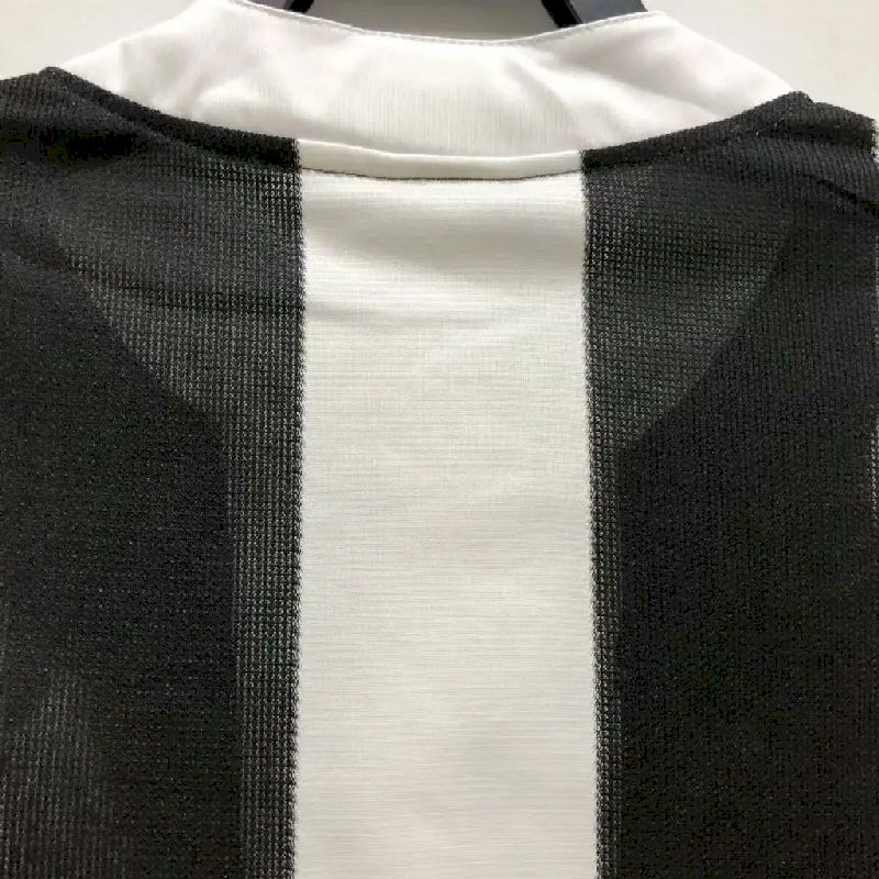 Camisa retrô de mangas compridas do Newcastle United 1995/97 Home