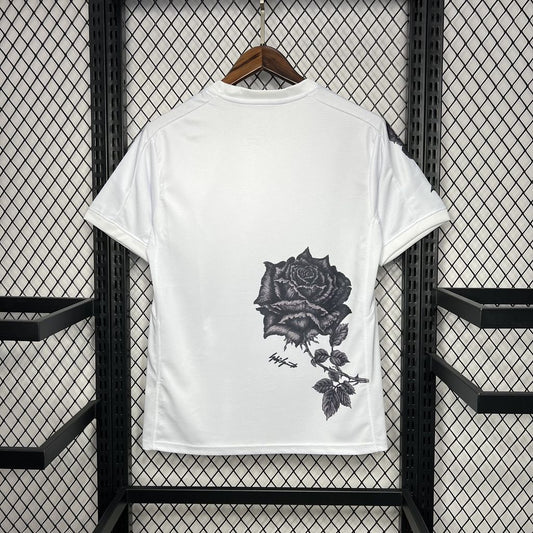 Maillot édition spéciale Y 3 du Real Madrid 2024/25