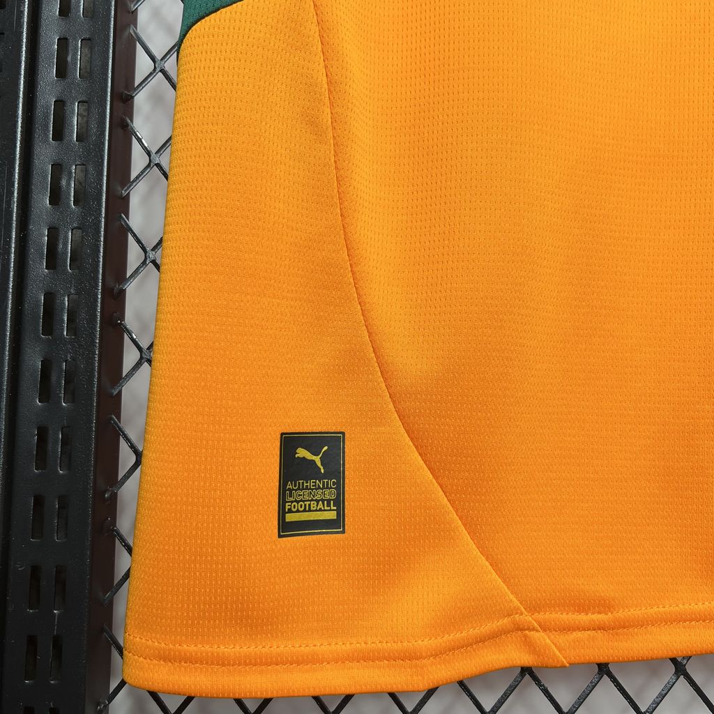 Camisa reserva do Valencia 2024/25