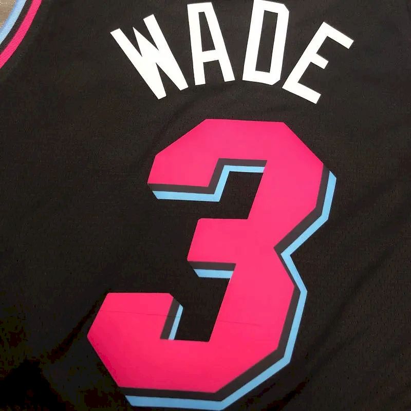 Camisa Dwyane Wade Masculina Preta Versão Jogador – Edição Clássica Retro