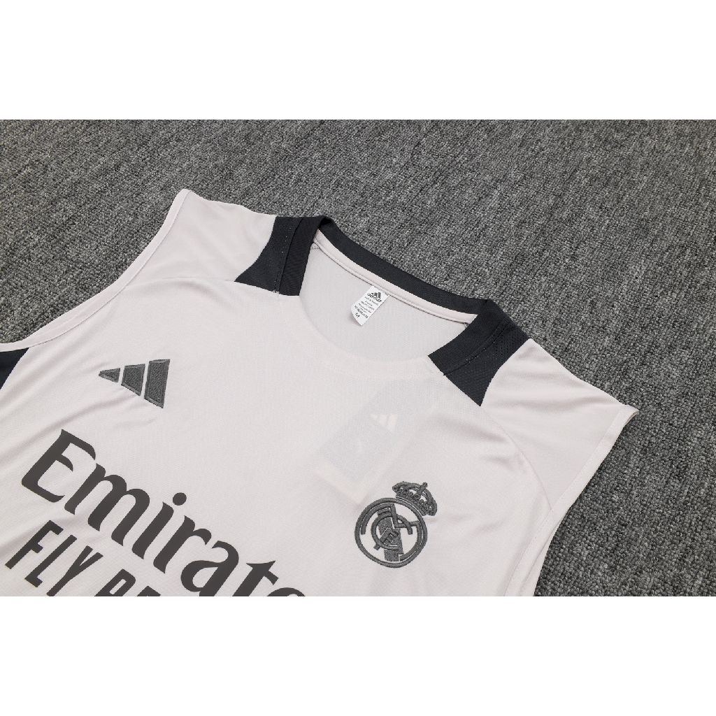 Camiseta regata e short adulto Real Madrid 2024/25 815