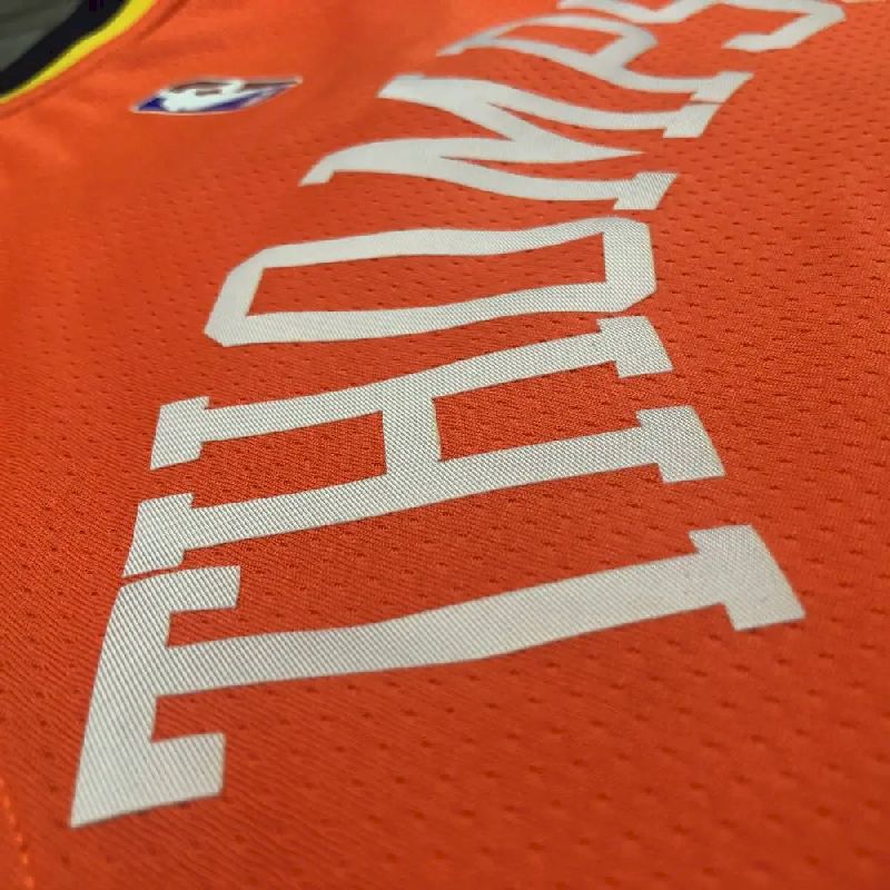 Camisa Klay Thompson Laranja Masculina Versão Jogador – Edição Clássica Retrô