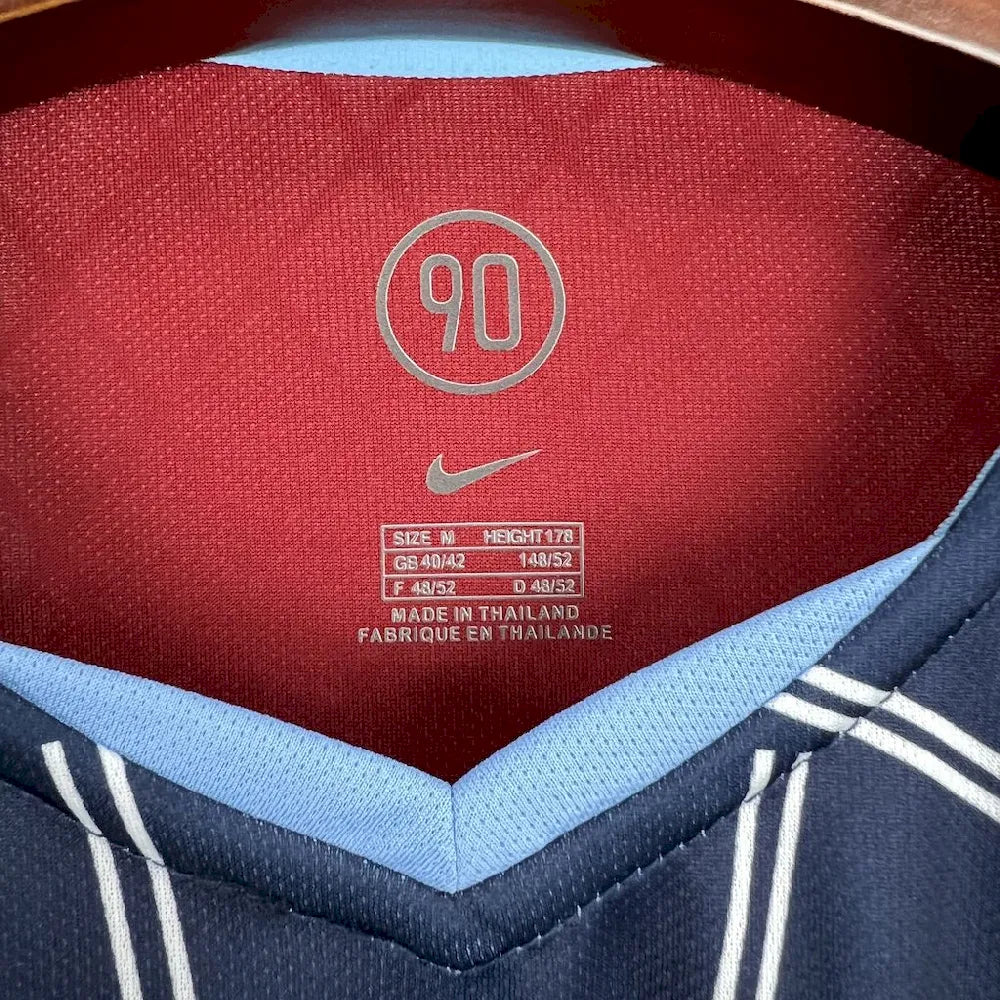 Atletico Madrid 2004/05 Away Retro Jersey