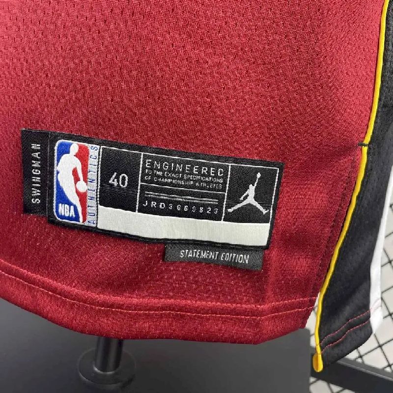 Camisa vermelha masculina do LeBron James – Edição Statement