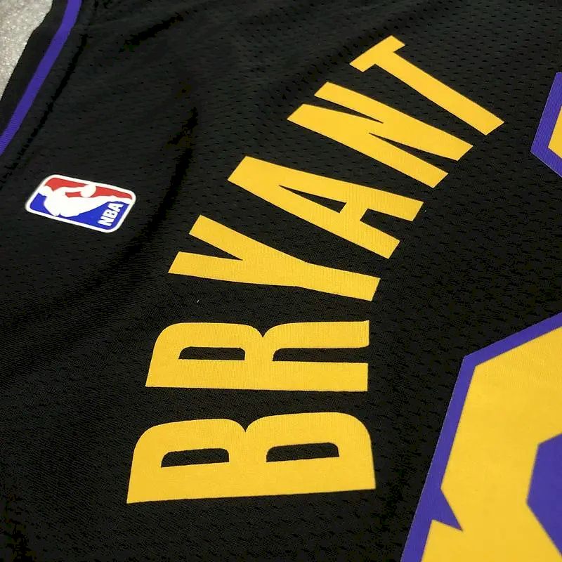 Camisa masculina Kobe Bryant 2020-21 preta versão Swingman – Noche Latina