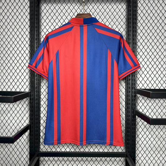 Camisa retrô titular do Barcelona 1998/99