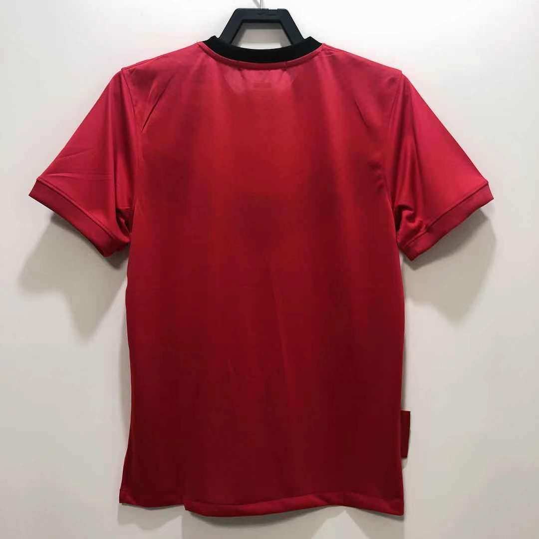 Camisa retrô do Manchester United 2009/10