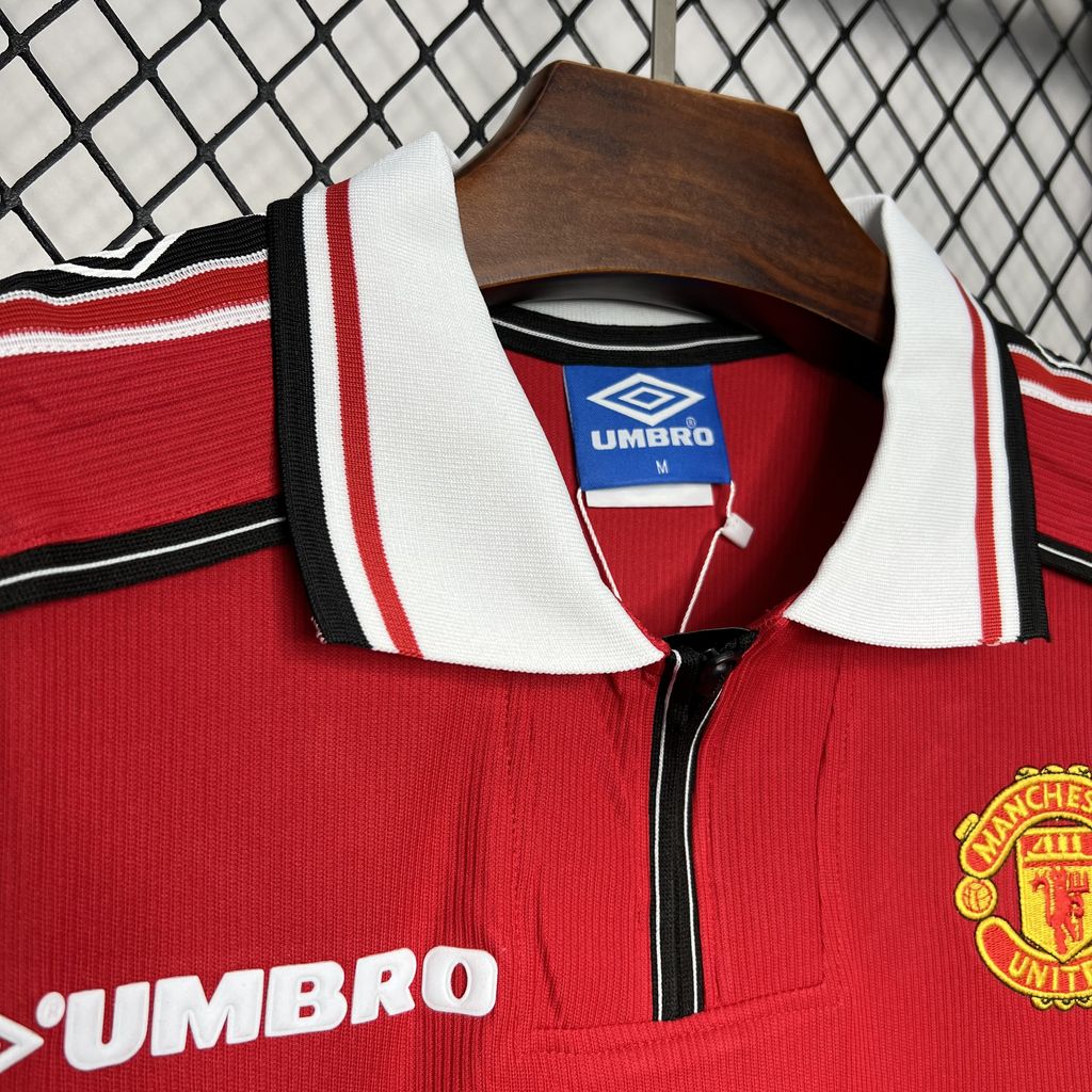 Camisa retrô do Manchester United 1998/99