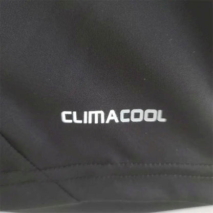 Camisa retrô de goleiro do Real Madrid 2011/12