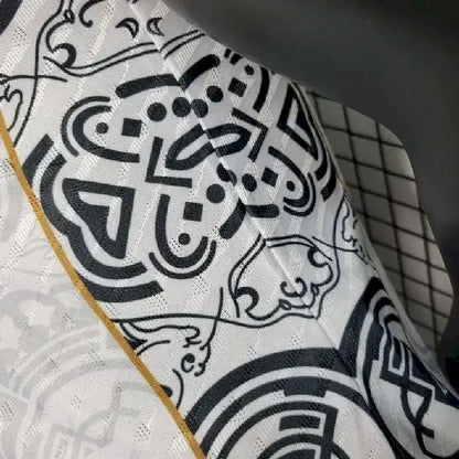 Maillot édition classique du Real Madrid 2023/24, version joueur