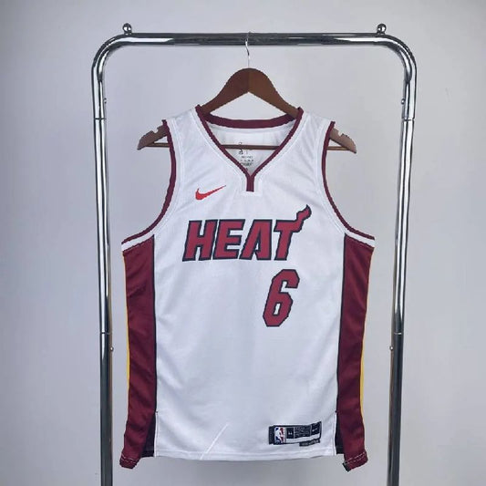 Camisa masculina do time LeBron James White